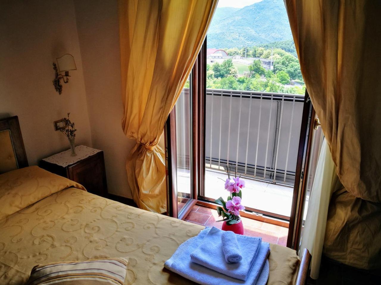 L'Antico Ritrovo Bed & Breakfast Moliterno Exterior foto